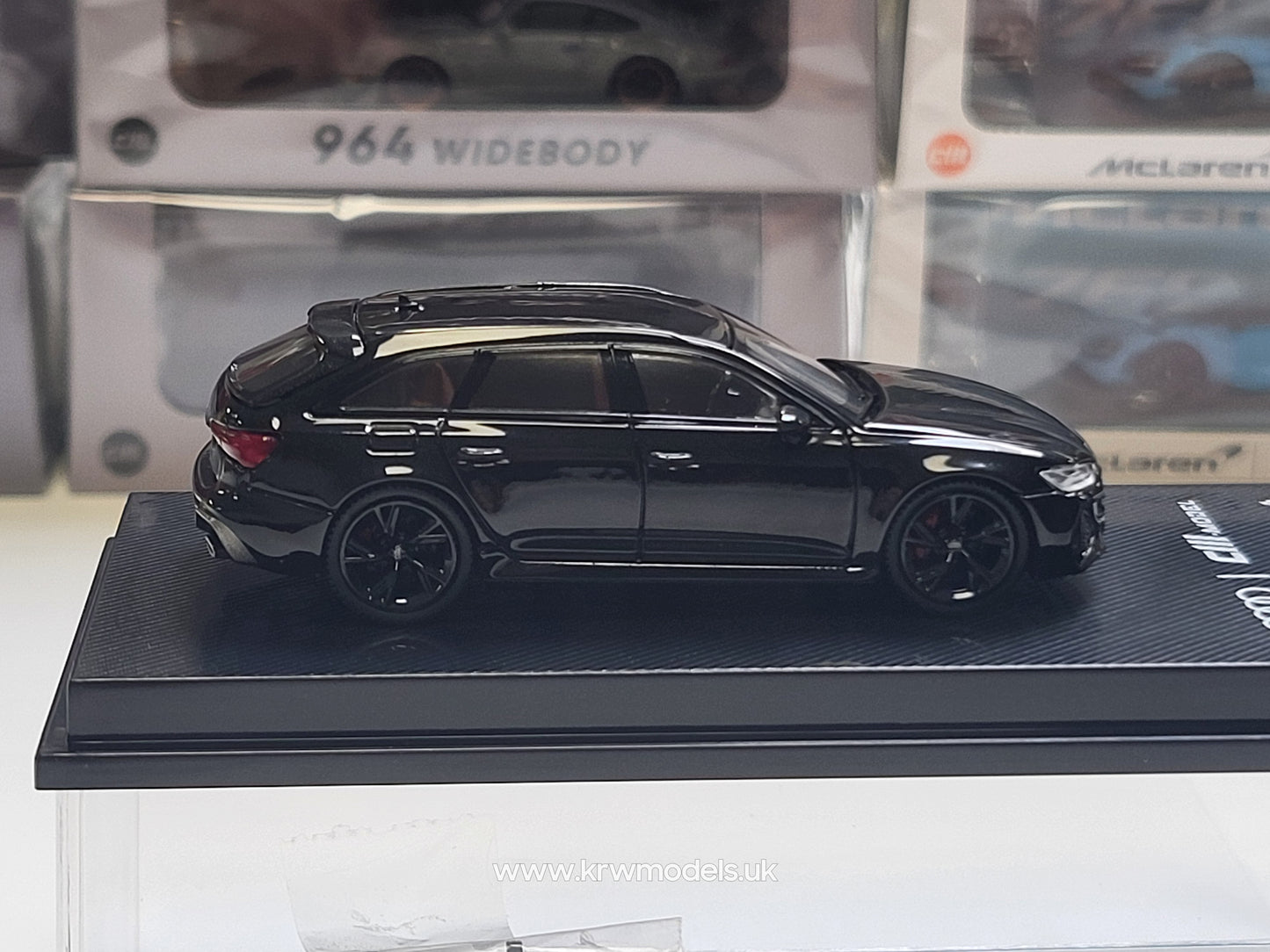 1/64 - AUDI - A6 RS6 AVANT C8 SW STATION WAGON 2021 - Black - CM Models