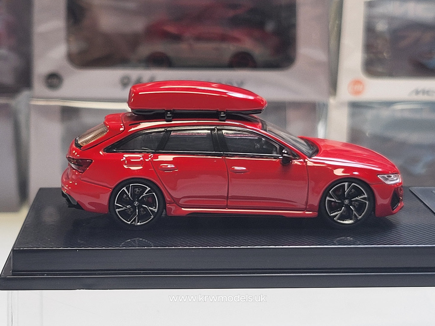 1/64 - AUDI - A6 RS6 AVANT C8 SW STATION WAGON 2021 - RED - CM Models