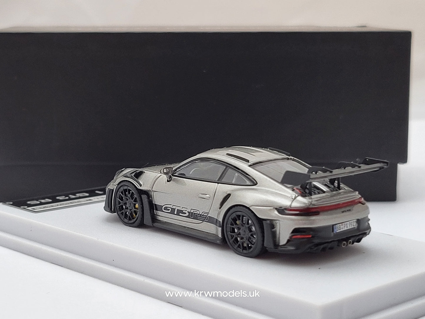 1:64 LMLF - Porsche 911 992 GT3 RS