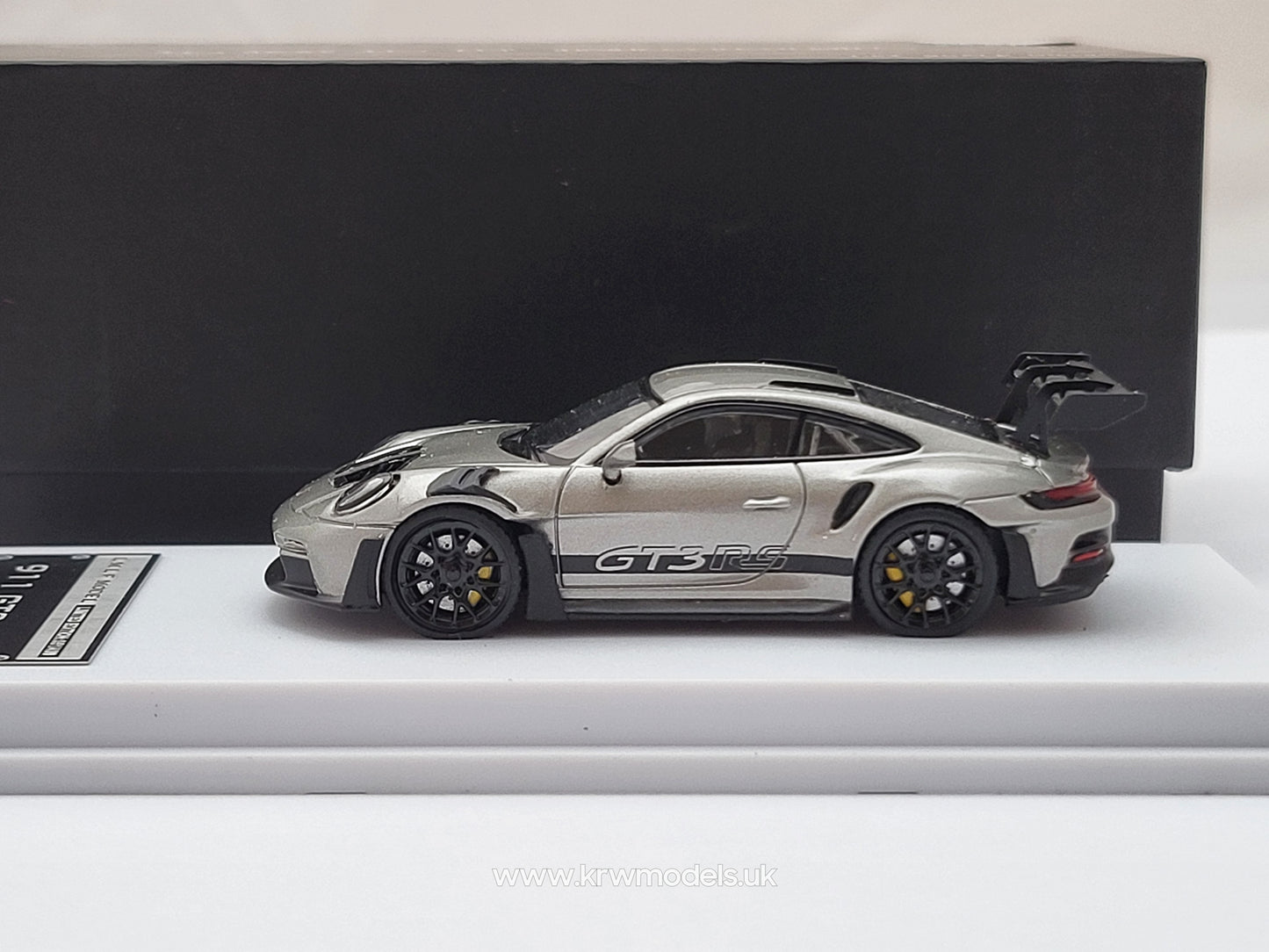 1:64 LMLF - Porsche 911 992 GT3 RS