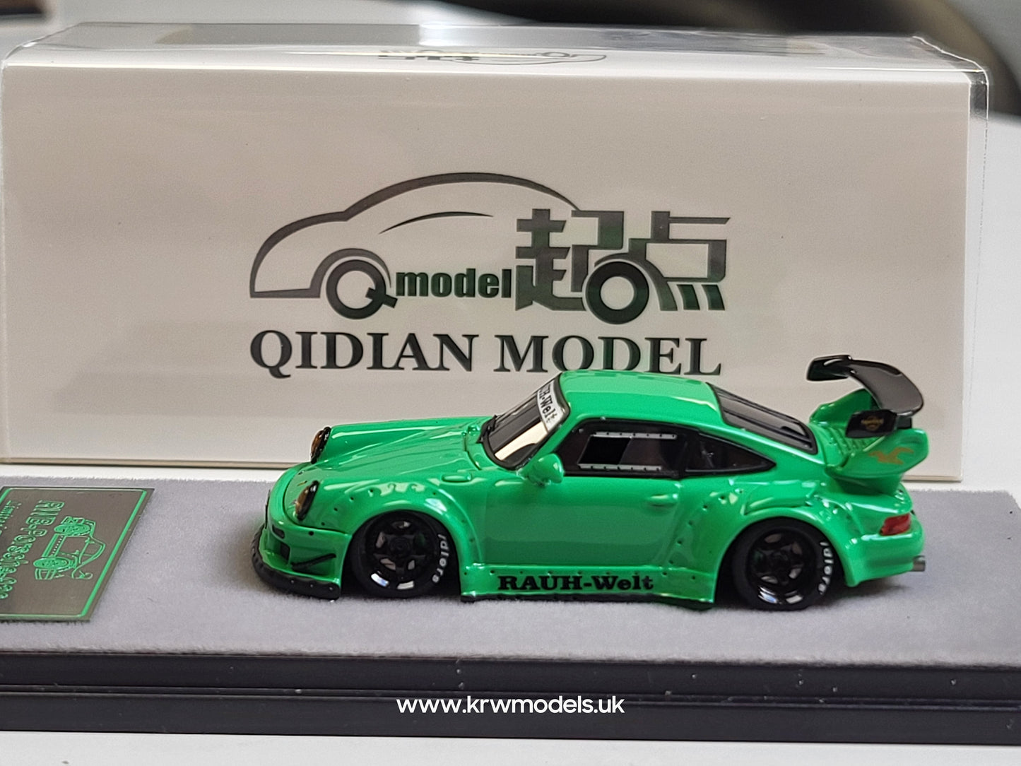 1/64 RWB 930 - Resin - Qidain Models