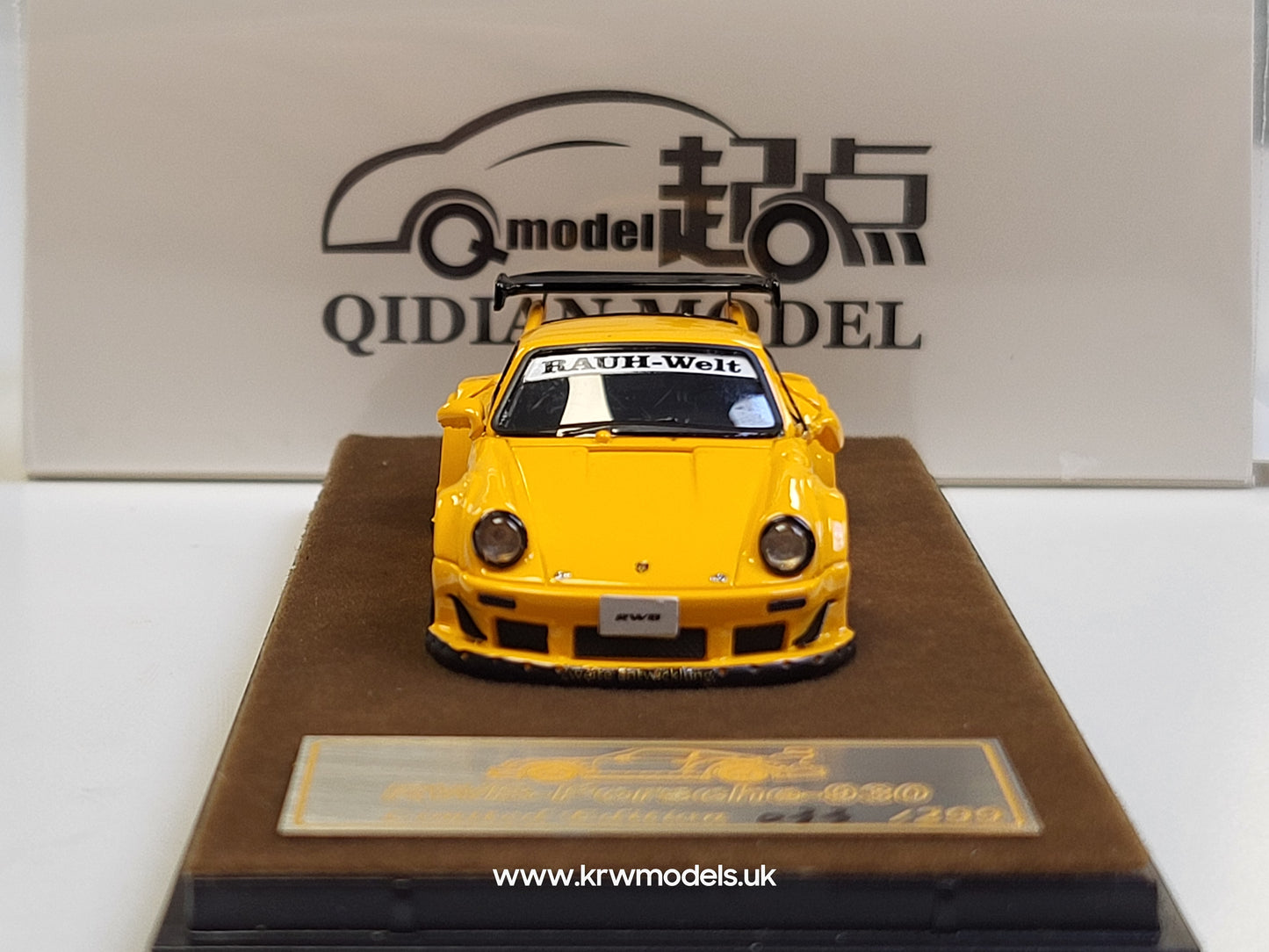 1/64 RWB 930 - Resin - Qidain Models