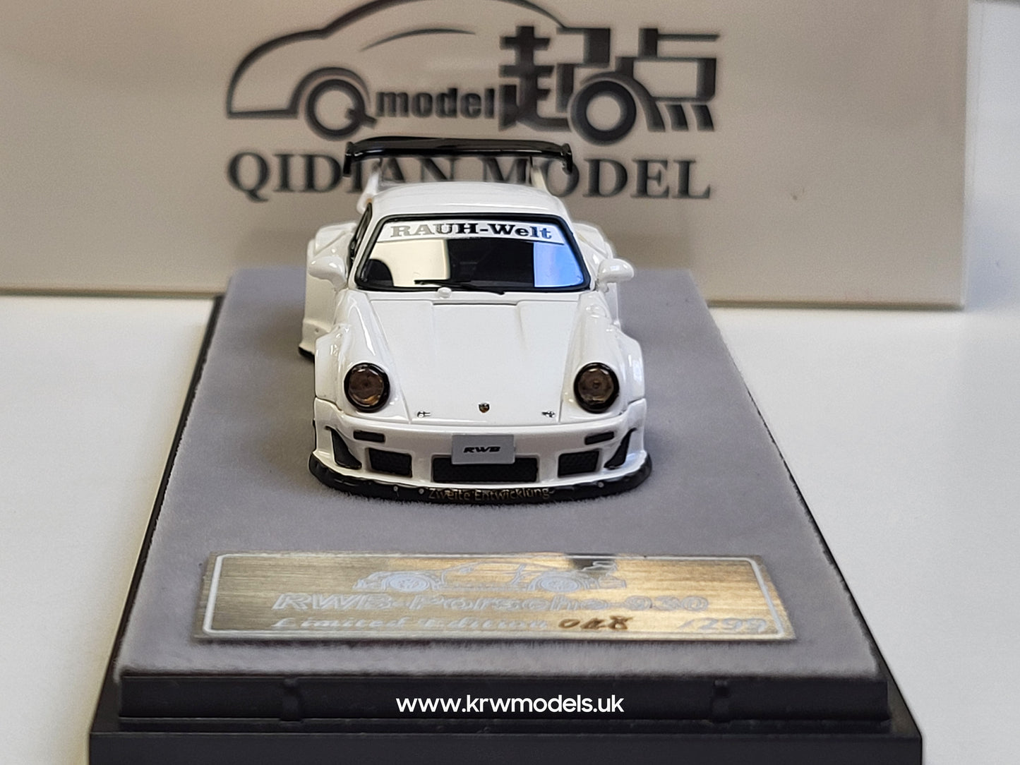 1/64 RWB 930 - Resin - Qidain Models