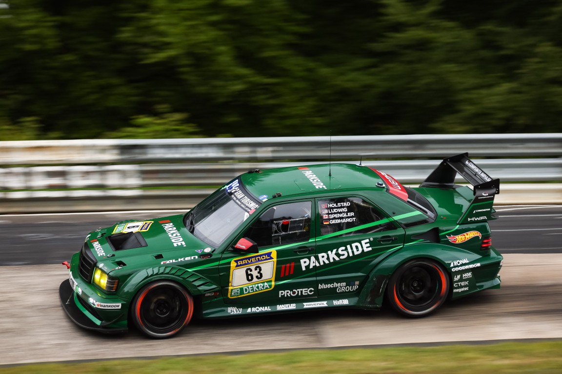 1/64 HWA EVO R HWA ENGINEERING SPEED - C. GEBHARDT – E. HOLSTAD – P. LUDWIG – B. SPENGLER - 24H NÜRBURGRING 2026 - Minichamps  - 640263663