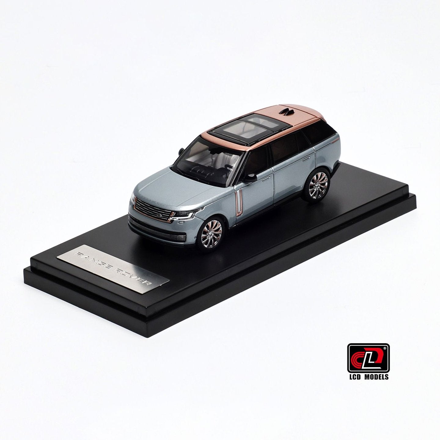 1/64 Range Rover 5th generation Mk5. Autoboigraphy SV P530 LWB V8 4.4 - LCD Models - 3 colour options