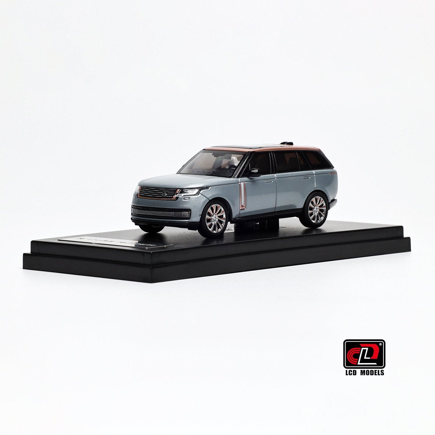 1/64 Range Rover 5th generation Mk5. Autoboigraphy SV P530 LWB V8 4.4 - LCD Models - 3 colour options