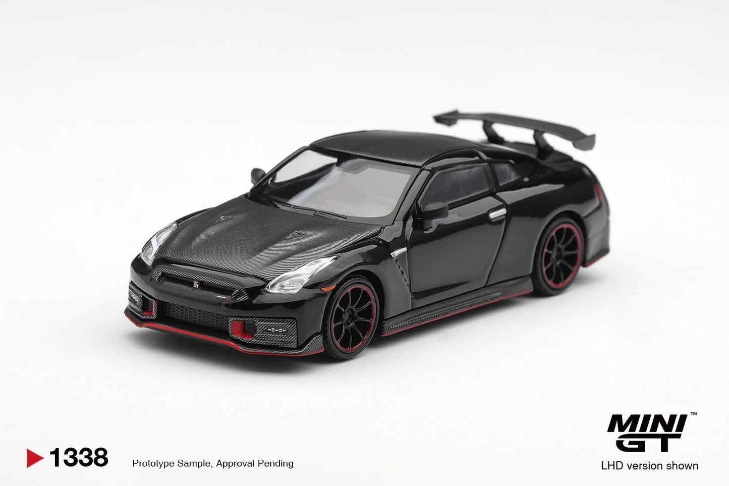 1/64 NISSAN GT-R NISMO 2024 BLACK - Mini GT - MGT01338
