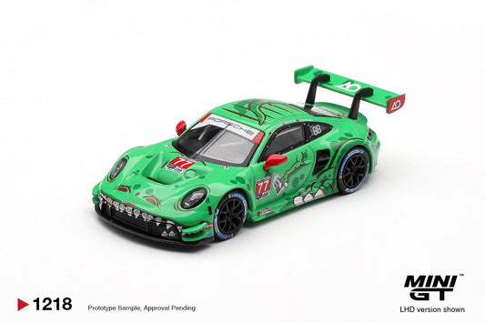 1/64 PORSCHE 911 GTS R (992) NO.77 AO RACING 2025 IMSA SEBRING 12 HRS CLASS WINNER - Mini GT - MGT01218