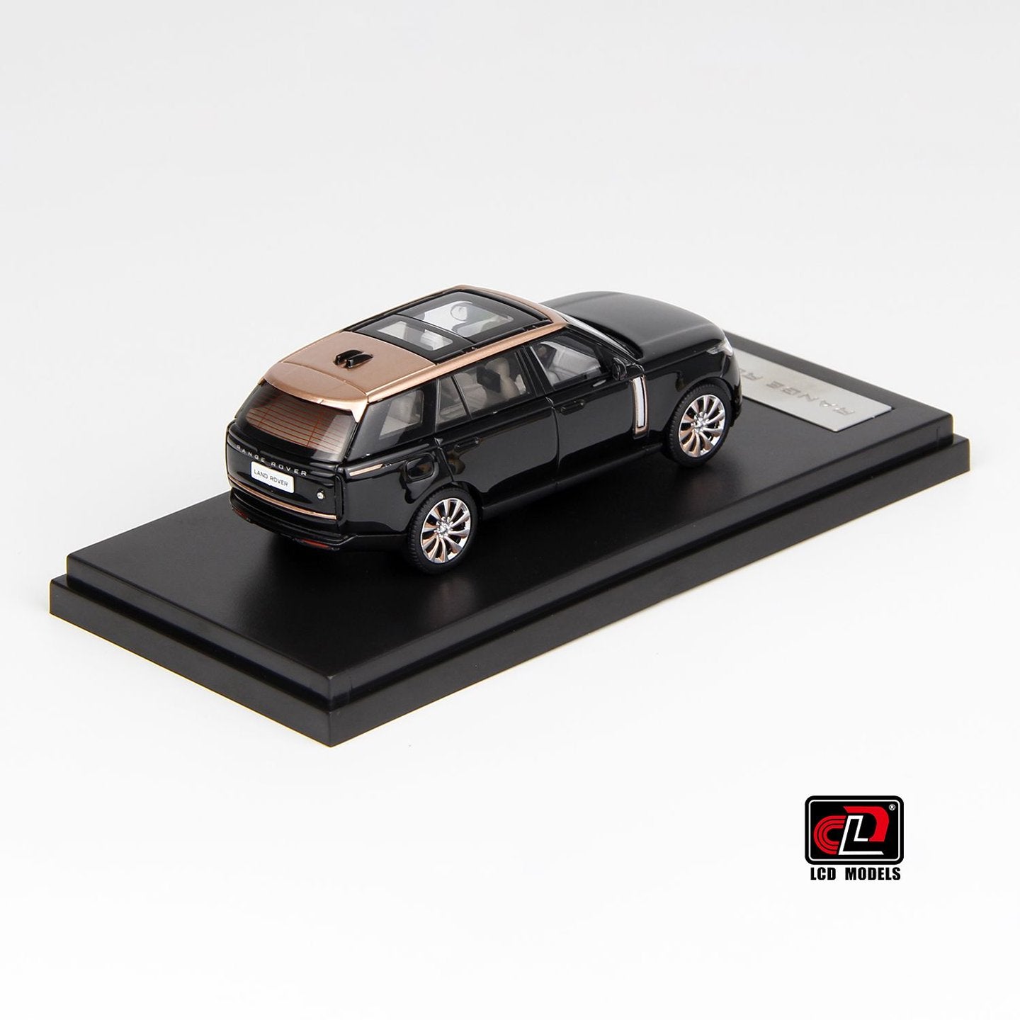 1/64 Range Rover 5th generation Mk5. Autoboigraphy SV P530 LWB V8 4.4 - LCD Models - 3 colour options