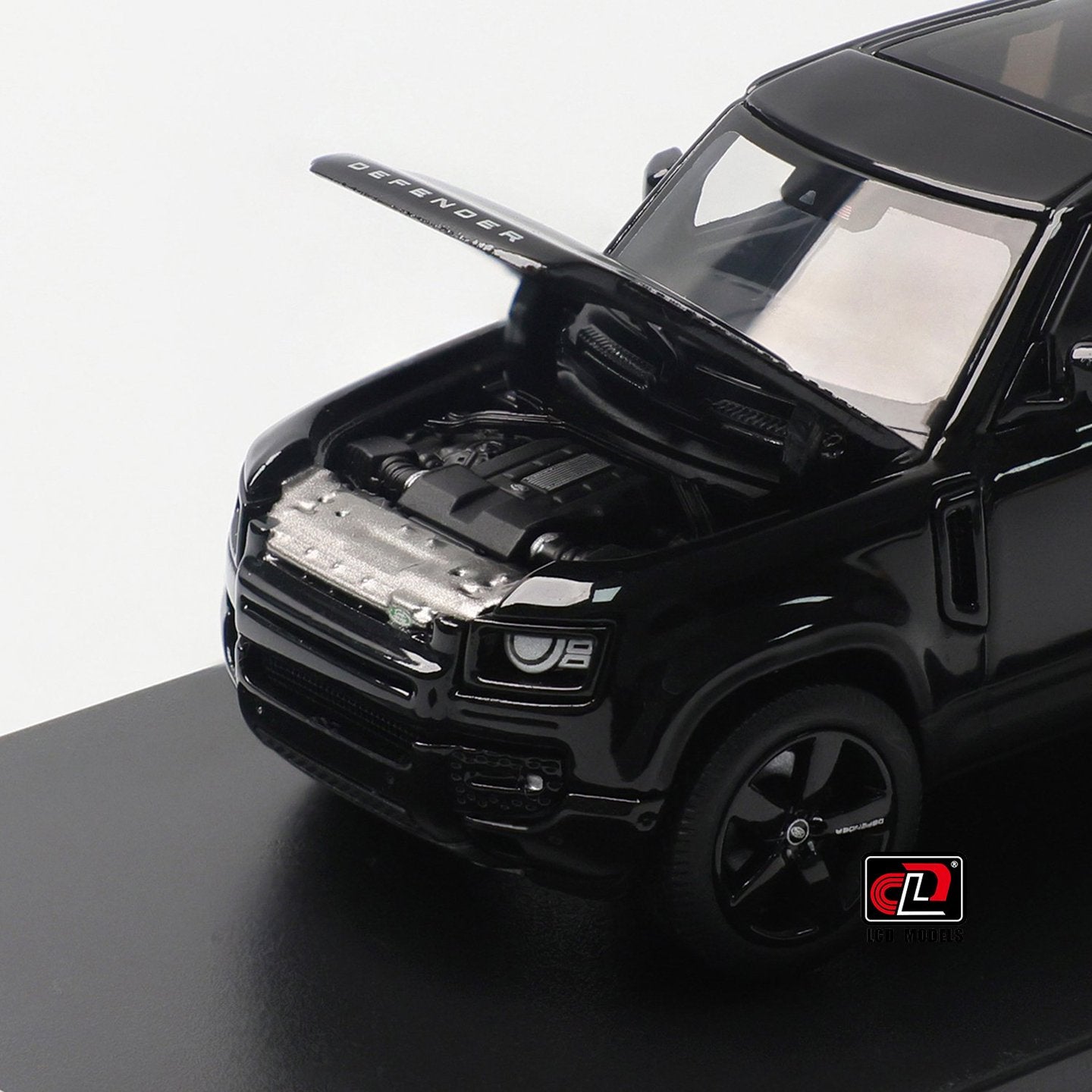 1/64 Land Rover Defender 90 - LCD Models - 3 colour options