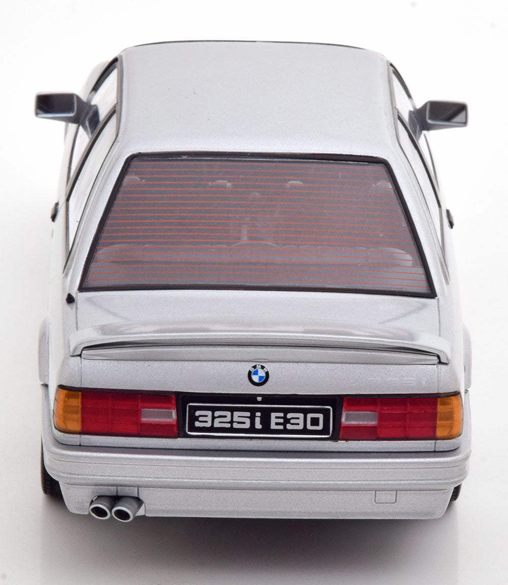 1/18 - BMW 3-SERIES 325i (E30) M-PACKAGE 1987 - KKDC180932 - KK Diecast