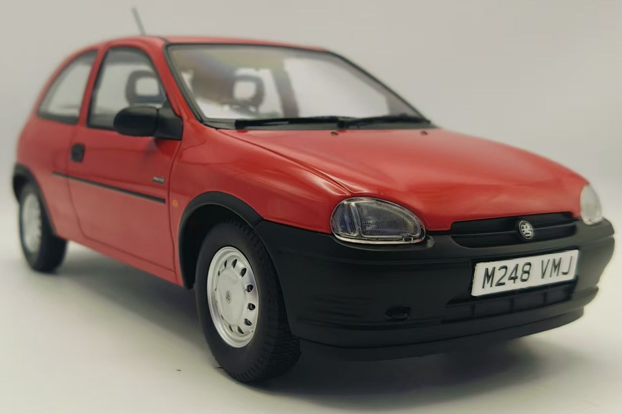 1/18 - Vauxhall Corsa Merit - Red RHD UK Exclusive  - MCG 18845 - Model Car Group