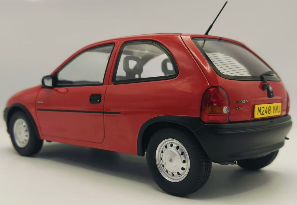 1/18 - Vauxhall Corsa Merit - Red RHD UK Exclusive  - MCG 18845 - Model Car Group