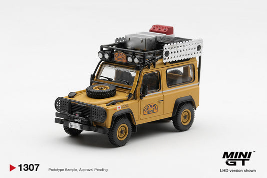 1/64 LAND ROVER DEFENDER 90 1985 CAMEL TROPHY BORNEO TEAM JAPAN - Mini GT - MGT01307