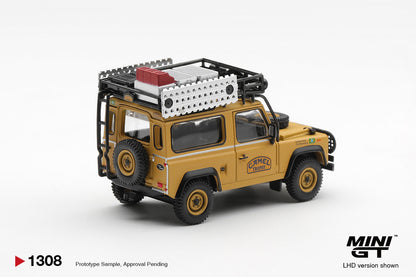 1/64  LAND ROVER DEFENDER 90 1985 CAMEL TROPHY BORNEO TEAM BRAZIL - Mini GT - MGT01308