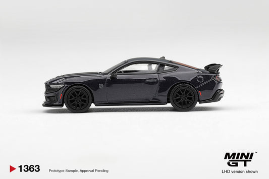 1/64  FORD MUSTANG DARK HORSE BLUE EMBER - Mini GT - MGT01363