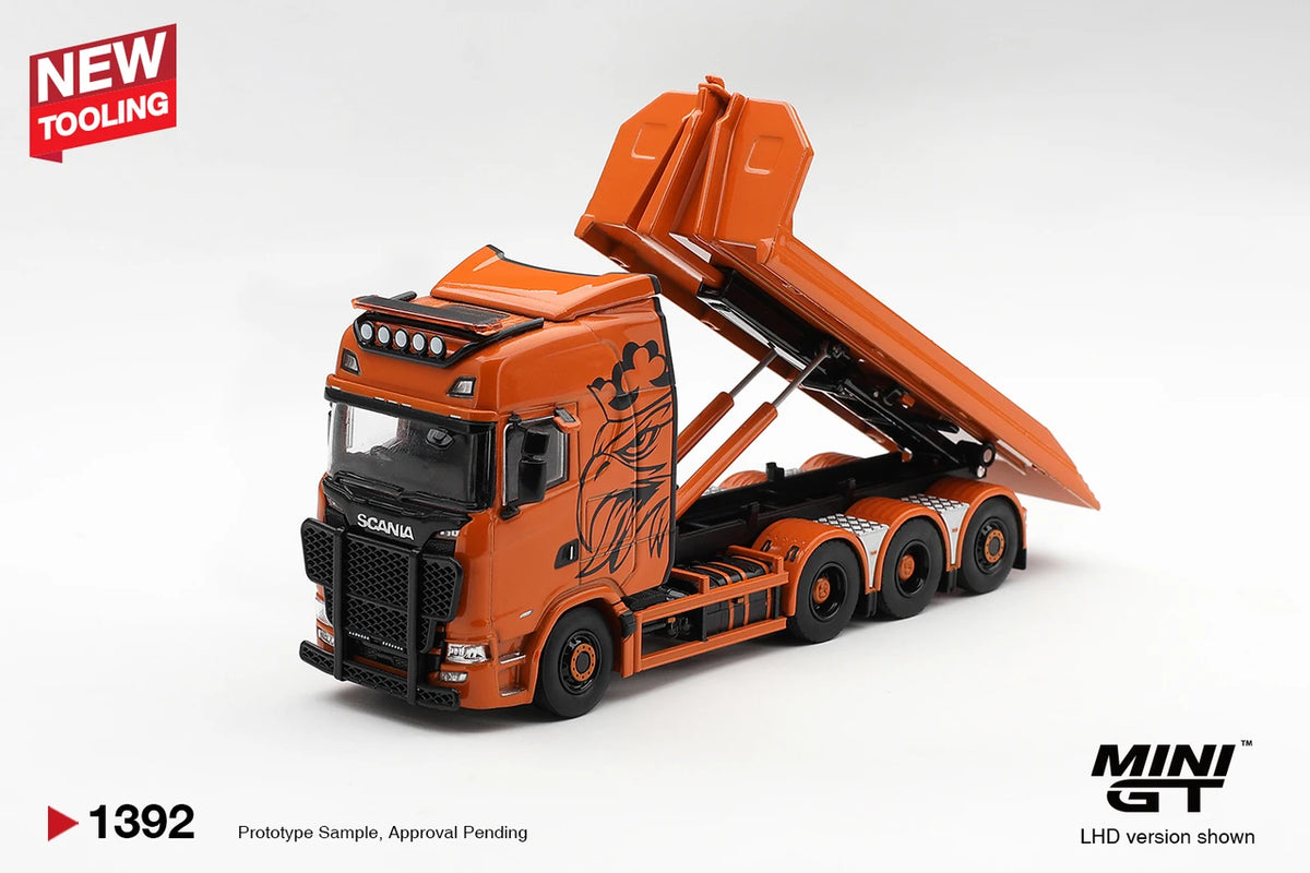 1/64 SCANIA 770S B8X4NA HOOKLIFT FLATBED ORANGE (LHD)  - Mini GT - MGT01392CH ***Pre Order***