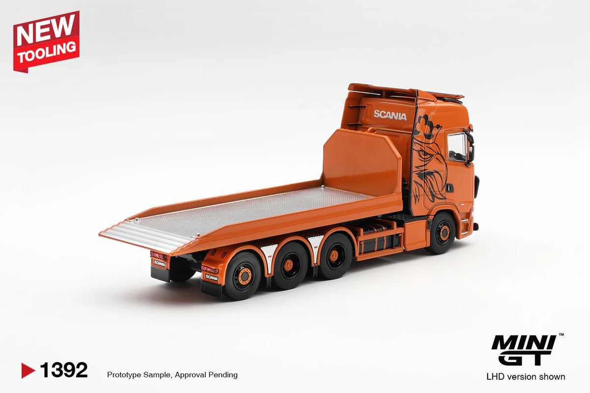 1/64 SCANIA 770S B8X4NA HOOKLIFT FLATBED ORANGE (LHD)  - Mini GT - MGT01392CH ***Pre Order***
