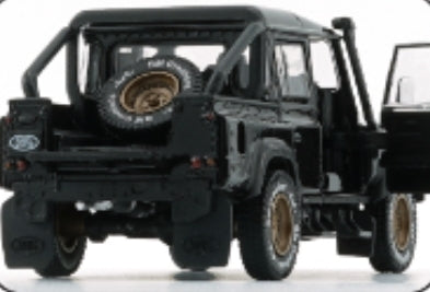 1/64 Land Rover 2016 Defender 110 PickUp 4x4 Acc Pack -Black (RHD) - BM640338 BM Creations