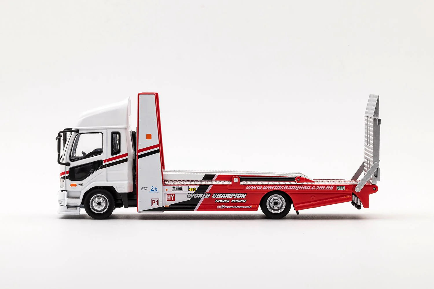 1:64 MITSUBISHI FUSO FIGHTER 2017 DOUBLE DECK TOW TRUCK