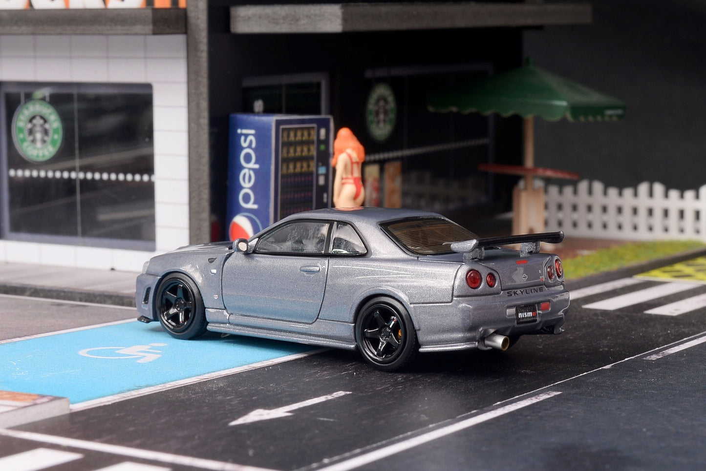 1/64 - Skyline GT-R, 5th generation Mk5 R34 Nismo Z-Tune version - Motorhelix