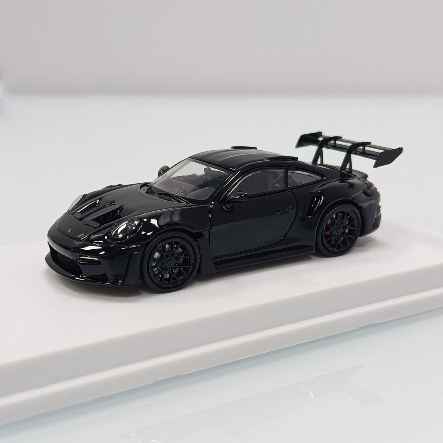 1:64 LMLF - Porsche 911 992 GT3 RS