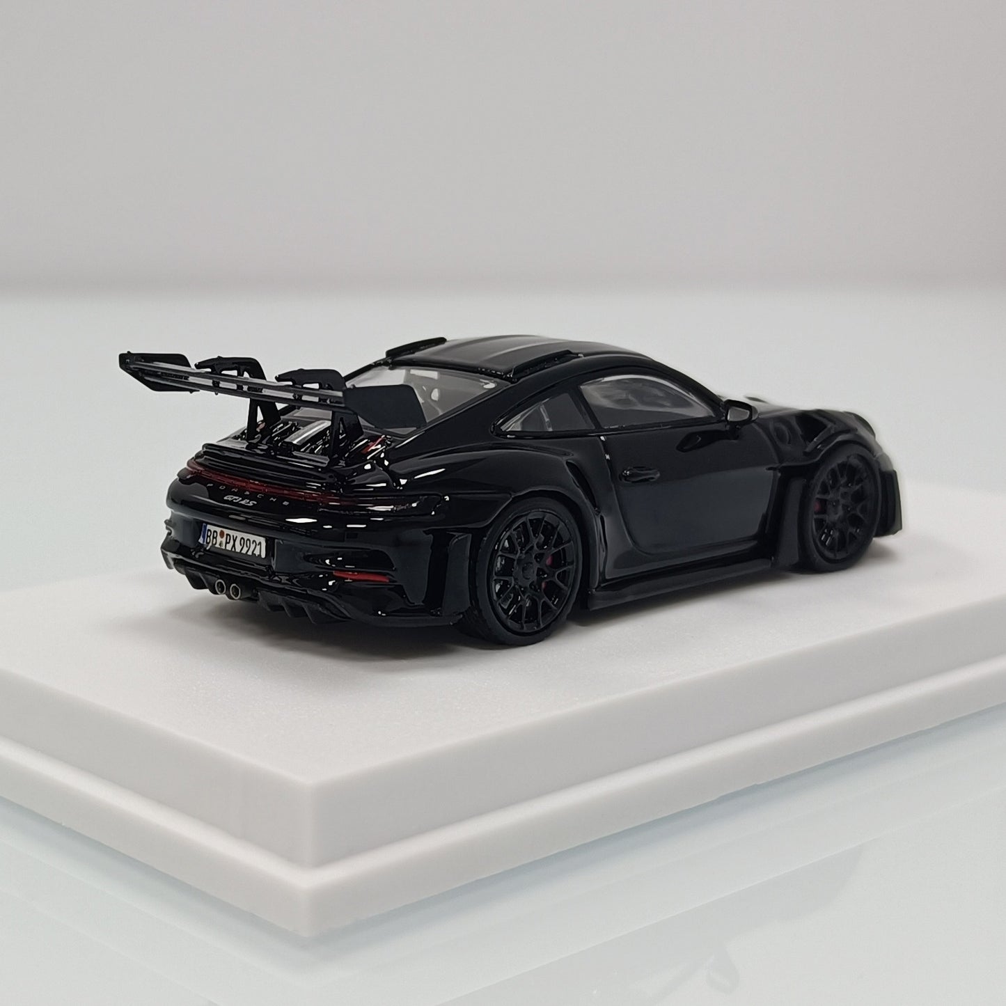 1:64 LMLF - Porsche 911 992 GT3 RS