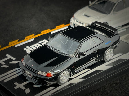 1/64 -Nissan Skyline GT-R R32 black + Mitsubishi Lancer Evolution IV white - Initial D series