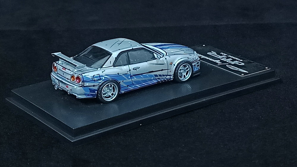 1:64 Nissan Skyline R34 V-Spec - Silver/Blue Livery - Model Collect