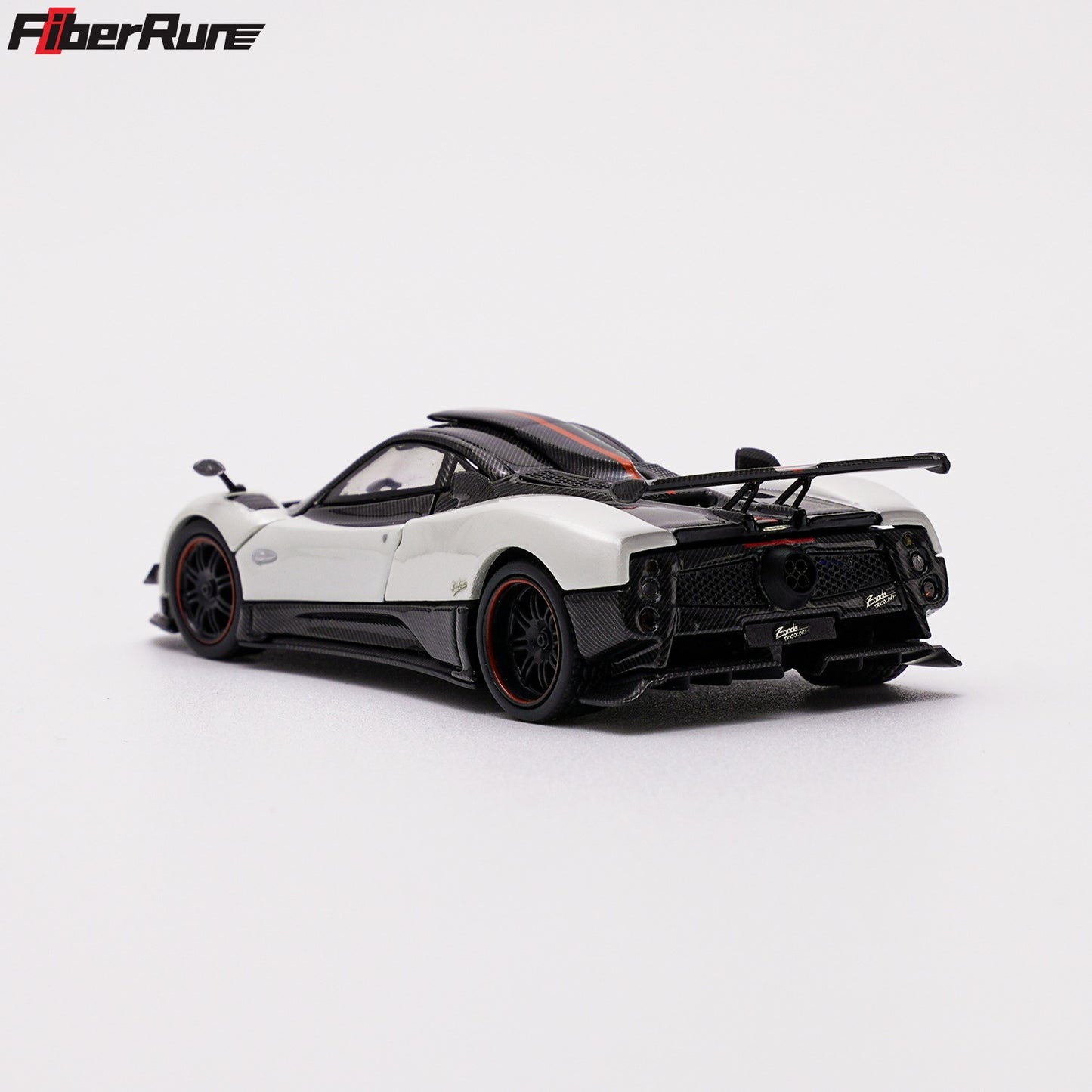 1:64 - Zonda Cinque - Fiber Run