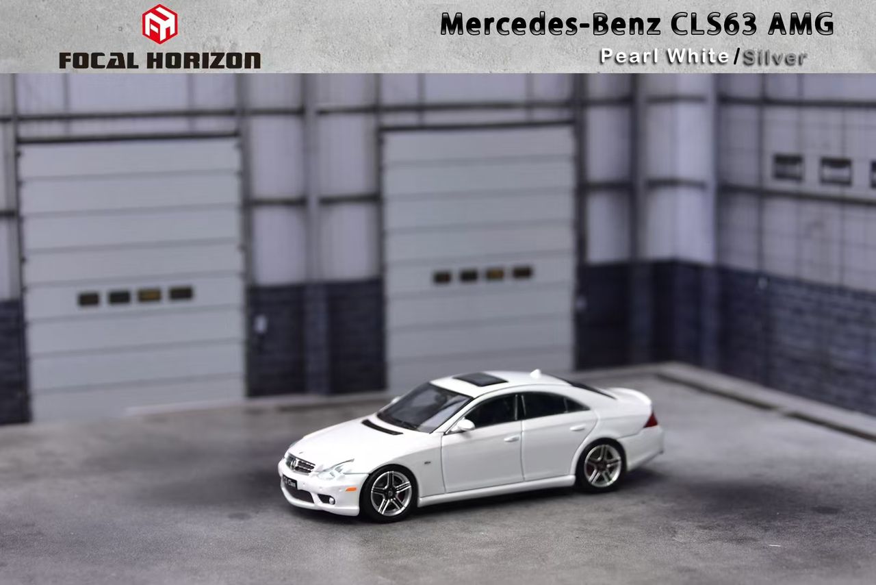 1:64 Mercedes Benz CLS 63 AMG, CLS - Pearl White/Silver - Focal Horizon