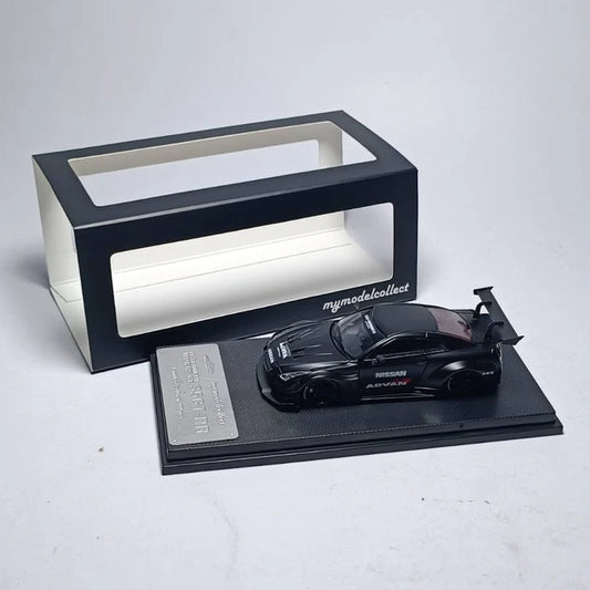 1/64 -Nissan GT-R R35 Silhouette Works Black - MyModelcollect