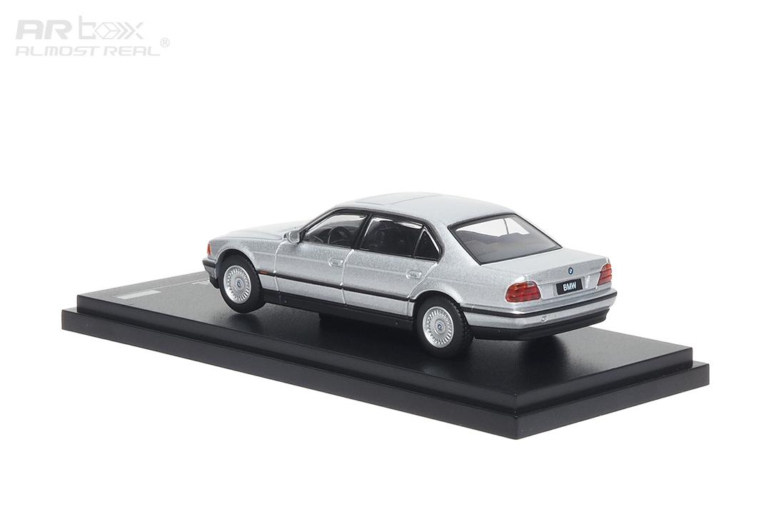 1/64 BMW 7 Series Mk3 E38 750iL - Silver - AR Box - 630203001