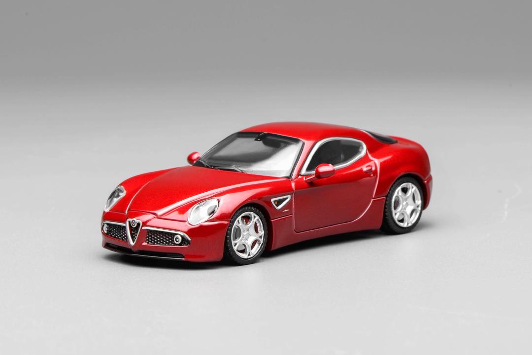 1/64 ALFA ROMEO - 8C COMPETIZIONE 2008 - RED - Motorhelix - M69051
