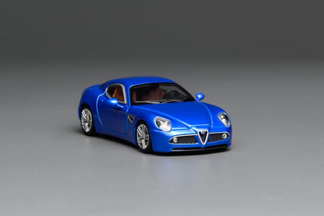 1/64 ALFA ROMEO - 8C COMPETIZIONE 2008 - BLUE - Motorhelix - M69055