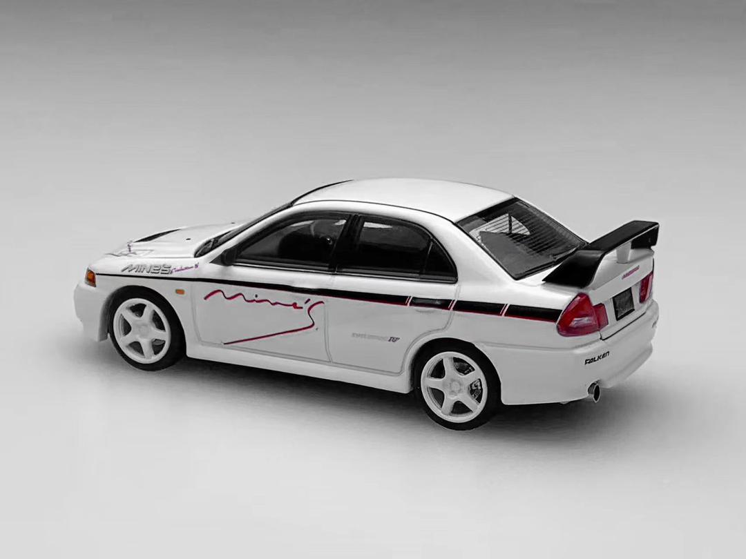 1/64 Lancer Evolution EVO IV 4th generation GSR. White Mine's Livery  - Motorhelix - M64021