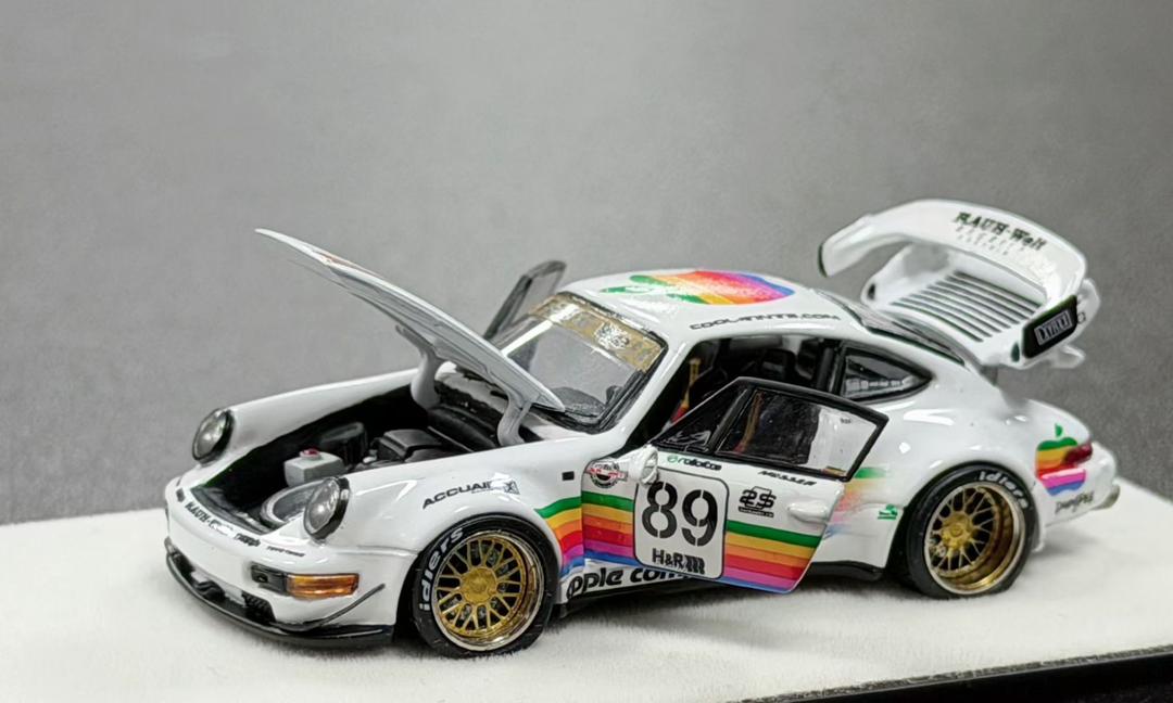 1/64 RWB930 89# White Apple - fully opening diecast - PGM-640010