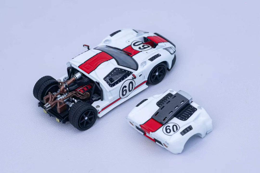 1/64 Ford GT40 - Rhino Models - 2 colour choice