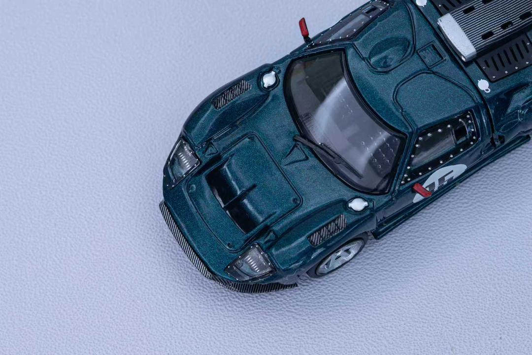 1/64 Ford GT40 - Rhino Models - 2 colour choice