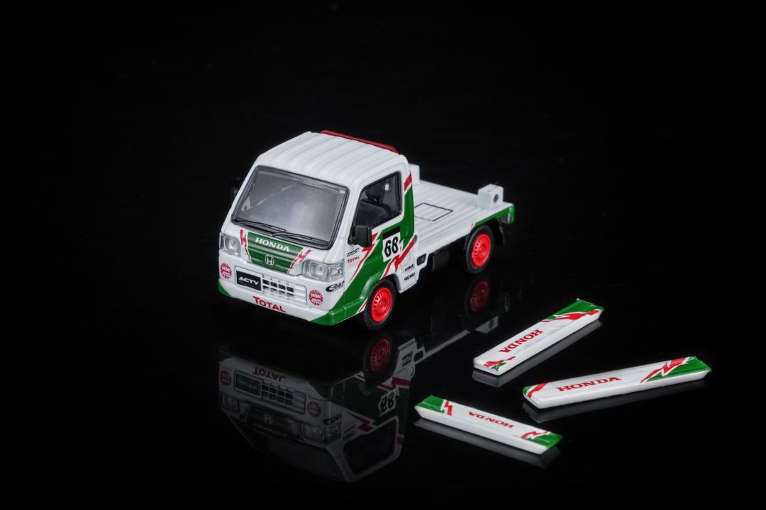 1/64 Honda Acty 4th generation 4WD.  - Motor Helix - 2 colour choice