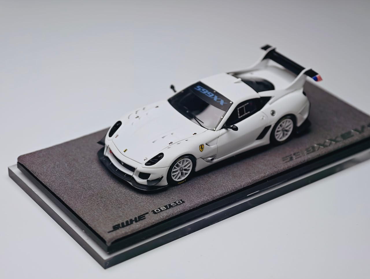 1/64 Ferrari 599xx EVO (Resin) - Suhe - 9 options - ltd 100 pcs worldwide