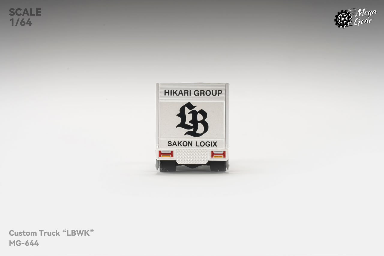 1/64 - 3300 Series 300 Custom Gull Wing Truck, Metallic White LB Livery - Mega Gear - MG644