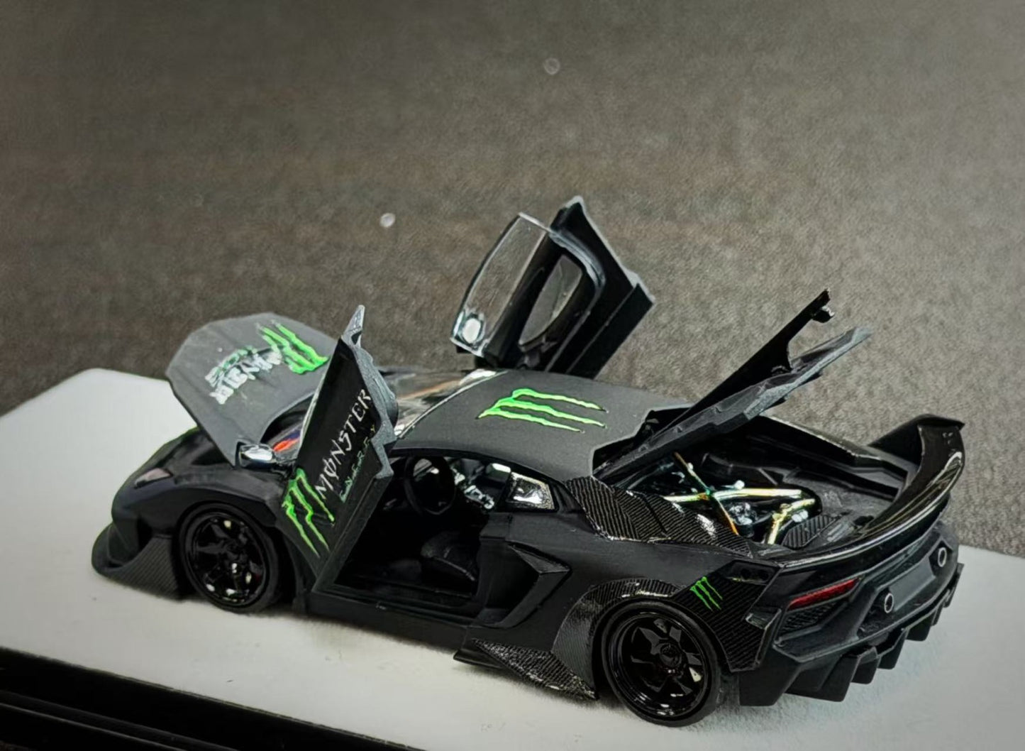 1/64 LP700 GT EVO Monster - PGM Models - pgm-641201 - 2 options