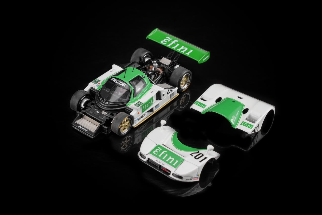 1/64 Mazda 787B #201 Efini - MotorHelix - MH60112