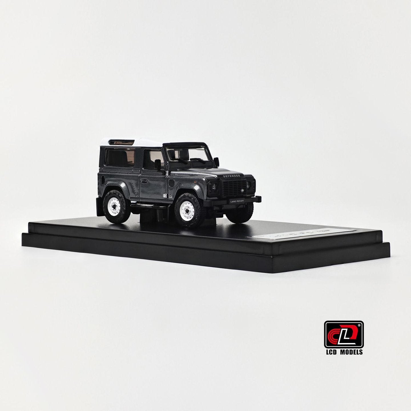 1/64 Land Rover Defender 90 V8 - LCD Models - 3 colours