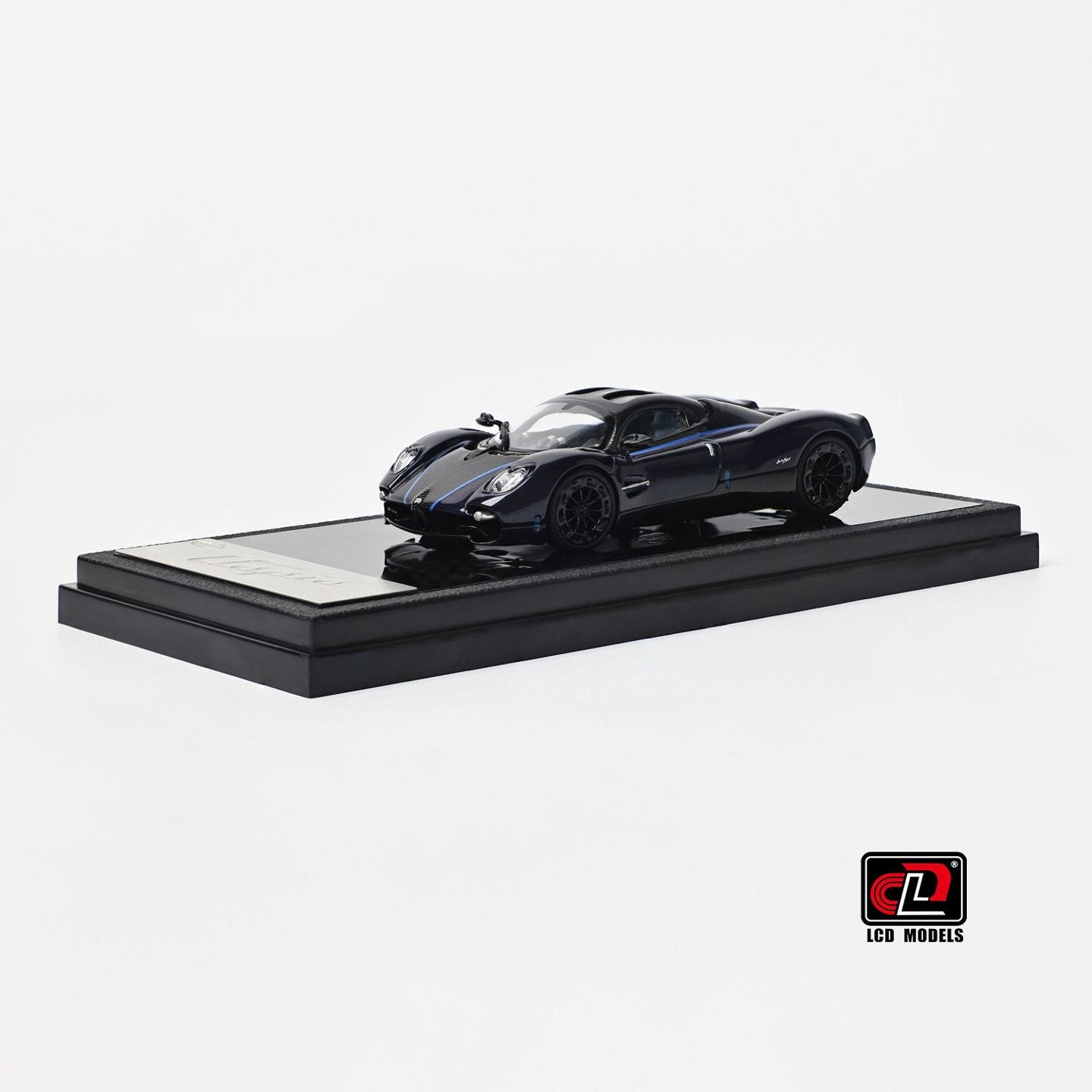 1/64 Pagani Utopia - LCD Models - 2 colour options