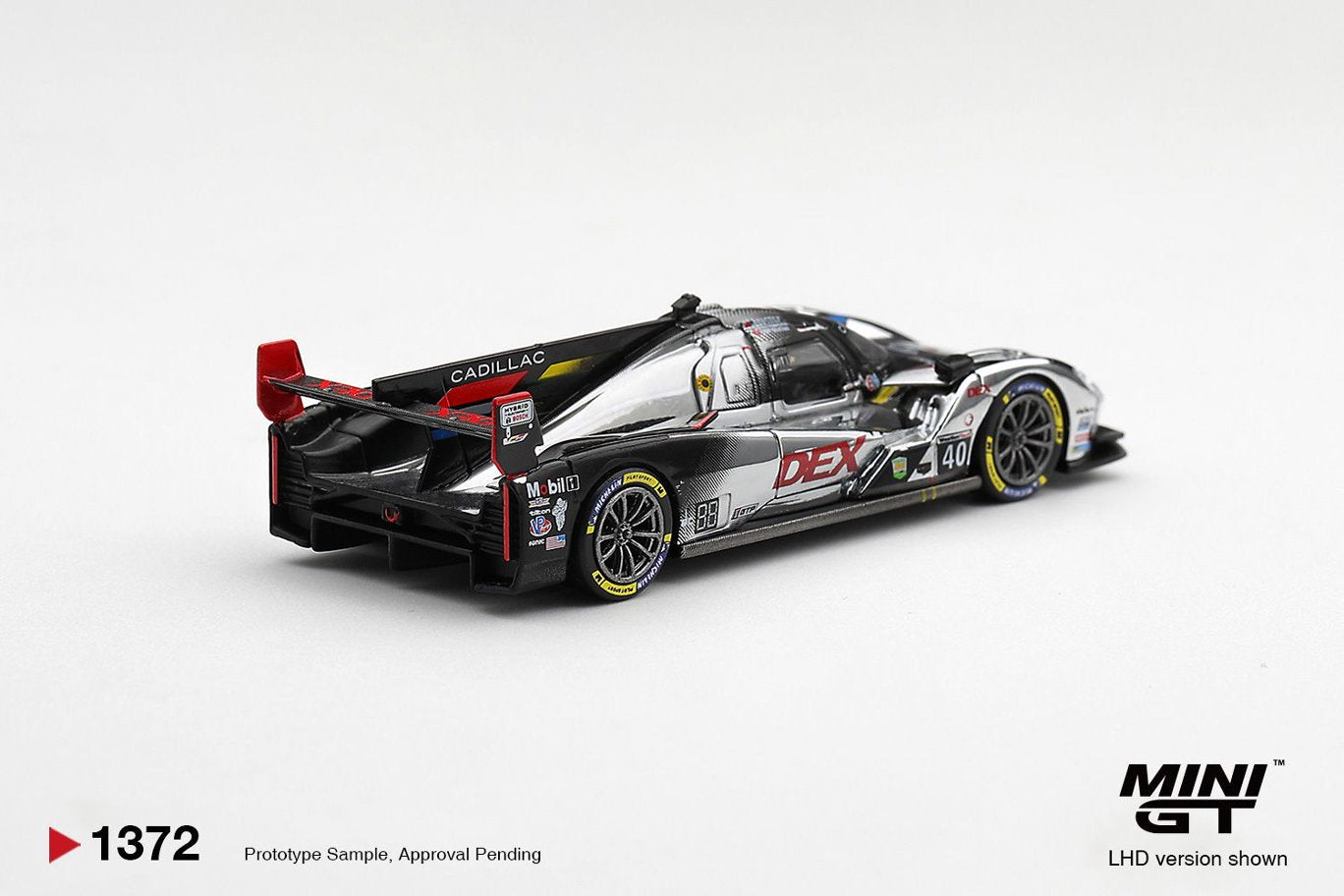 1/64 Cadillac V-Series.R #40 Cadillac Wayne Taylor Racing 2025 IMSA Daytona 24 Hrs  - Mini GT - MGT01372