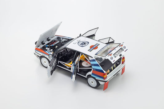 1/18 DELTA HF INTEGRALE 8V MARTINI (night version) N 1 WINNER RALLY OLYMPUS 1988 MIKI BIASION - TIZIANO SIVIERO - Kyosho - 08960G