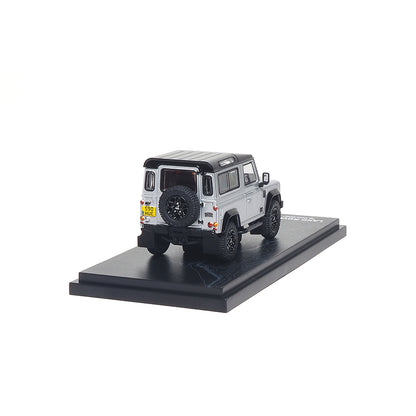 1/64 Land Rover Defender 90 2015 RHD Silver - AR Box - 610202001