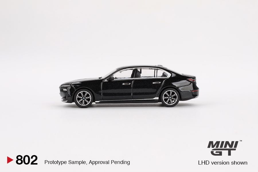 1/64 BMW I7 EDRIVE50 BLACK SAPPHIRE (RHD) - MGT00802-R